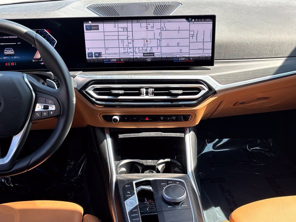 Used 2024 BMW 330i Sedan w/ Convenience Package RWD image 13