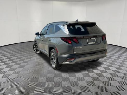 Certified 2025 Hyundai Tucson SEL AWD/4WD image 9