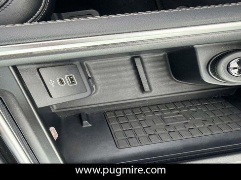 Used 2025 Ford Expedition Platinum AWD/4WD image 29