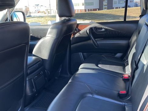 Used 2018 Nissan Armada SL w/ Premium Package image 7