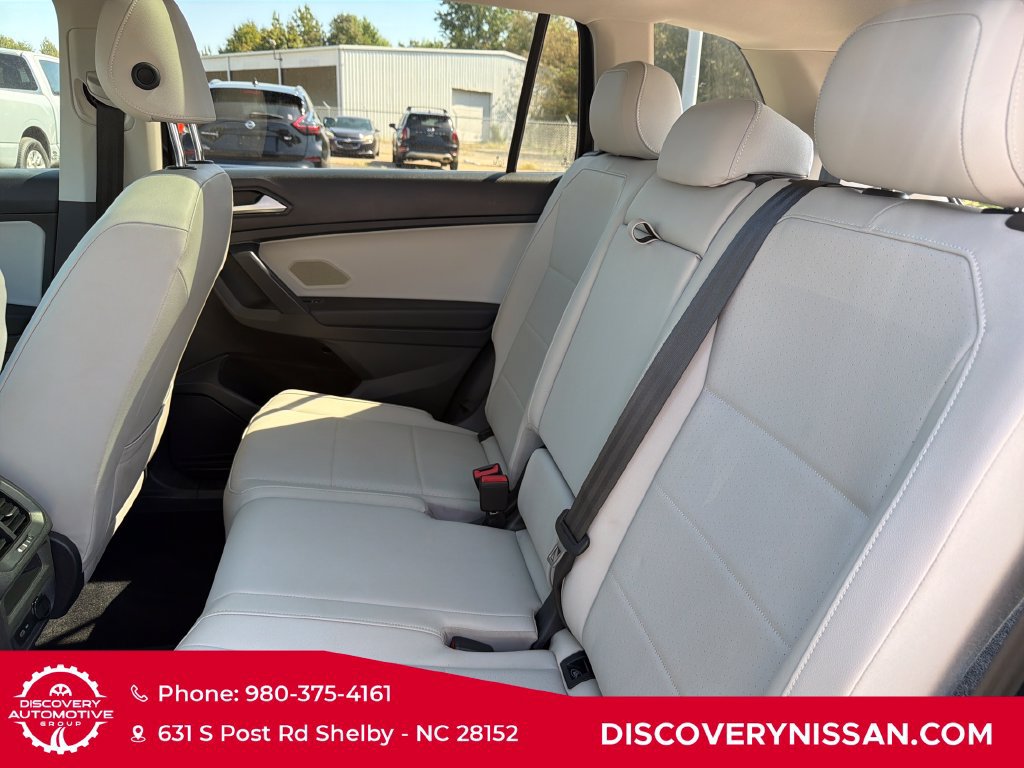 Used 2021 Volkswagen Tiguan SEL FWD image 33