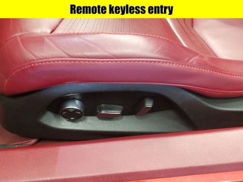 Used 2022 Chevrolet Corvette Stingray Premium Cpe w/ Z51 Performance Package image 21