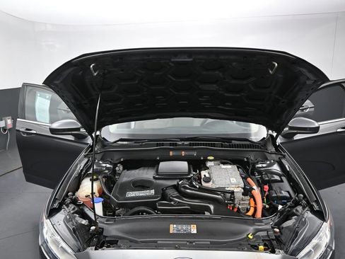 Used 2018 Ford Fusion S FWD image 34