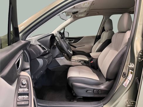 Used 2020 Subaru Forester Premium w/ Popular Package #1 AWD/4WD image 16
