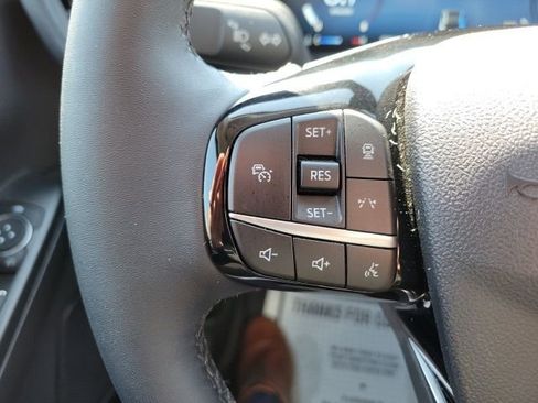 Used 2023 Ford Escape Platinum w/ Premium Technology Package image 29