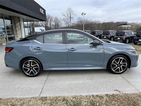 Used 2024 Nissan Sentra SR image 23