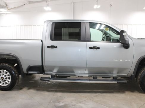 Used 2025 Chevrolet Silverado 2500 LT w/ Convenience Package image 11