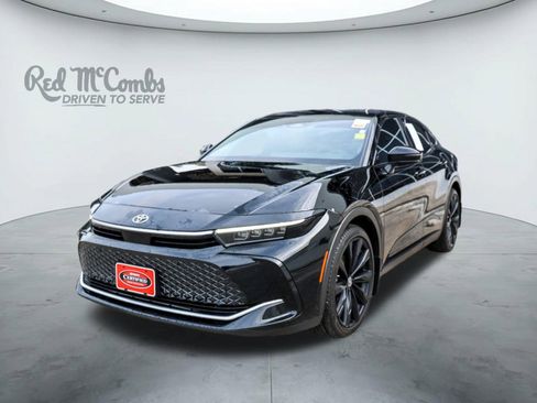 Certified 2026 Toyota Crown Nightshade image 1