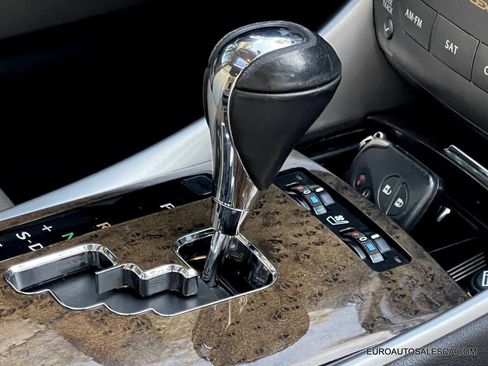 Used 2013 Lexus IS 250 Base 4dr Sedan w/ Premium Pkg Value Edition image 23