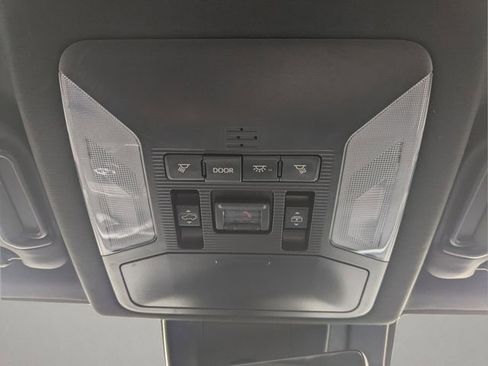 Used 2021 Toyota RAV4 XSE AWD/4WD image 29