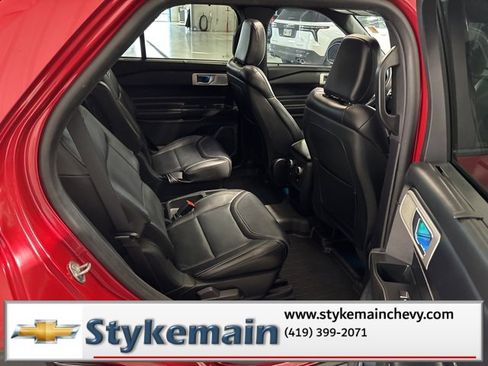 Used 2020 Ford Explorer ST w/ ST Street Pack image 16