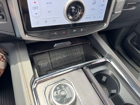 Used 2024 Ford Expedition Max Platinum image 20