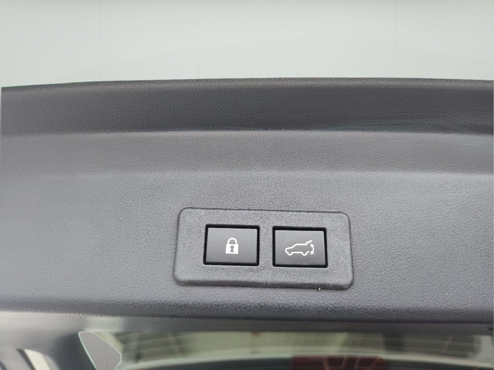 Used 2025 Subaru Ascent Premium AWD/4WD image 7
