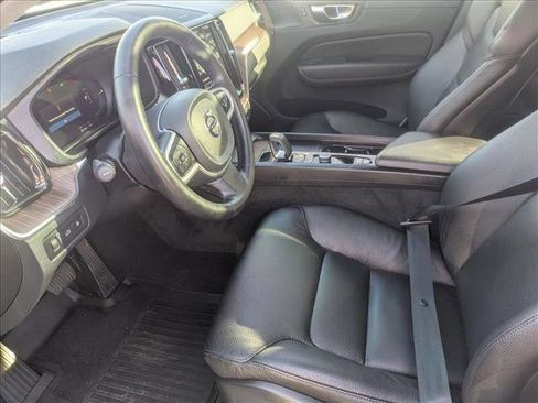 Used 2022 Volvo XC60 T8 Inscription Expression w/ Advanced Package image 16