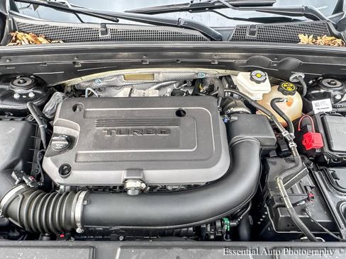 Used 2023 Buick Envision Avenir image 32