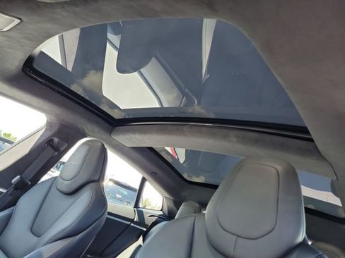 Used 2018 Tesla Model S AWD image 18
