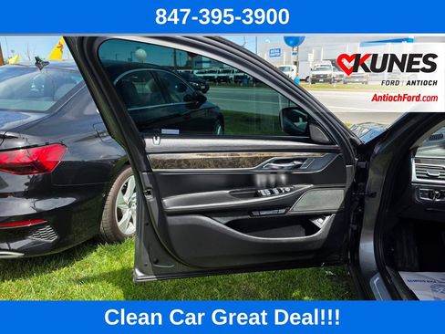 Used 2016 BMW 750i xDrive AWD/4WD image 15