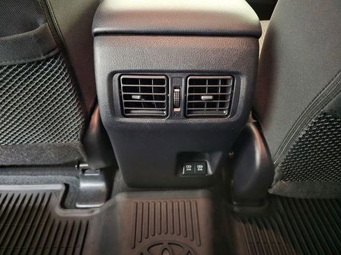 Used 2021 Toyota 4Runner SR5 image 31