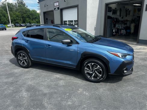 Used 2024 Subaru Crosstrek 2.0i Premium AWD/4WD image 6