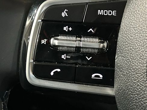 Used 2021 Kia Sorento S FWD image 63