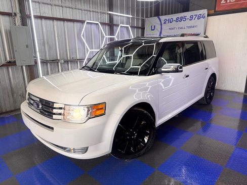 Used 2010 Ford Flex Limited AWD/4WD image 2
