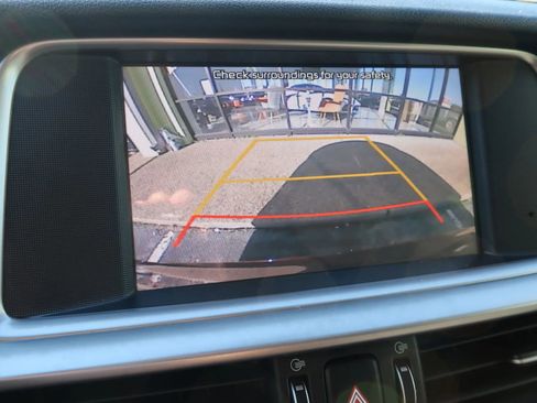 Used 2020 Kia Optima LX image 33