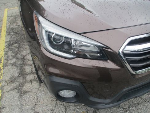 Used 2019 Subaru Outback 2.5i Premium image 25