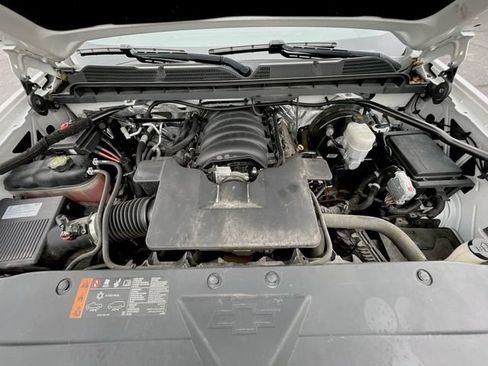 Used 2017 Chevrolet Silverado 1500 LT w/ All Star Edition AWD/4WD image 27