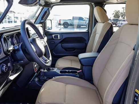 New 2026 Jeep Gladiator Willys image 22