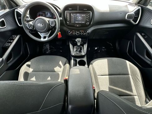 Used 2021 Kia Soul S image 29