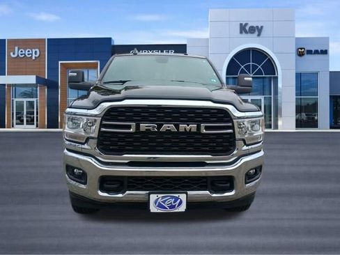 Used 2024 RAM 2500 Big Horn AWD/4WD image 9