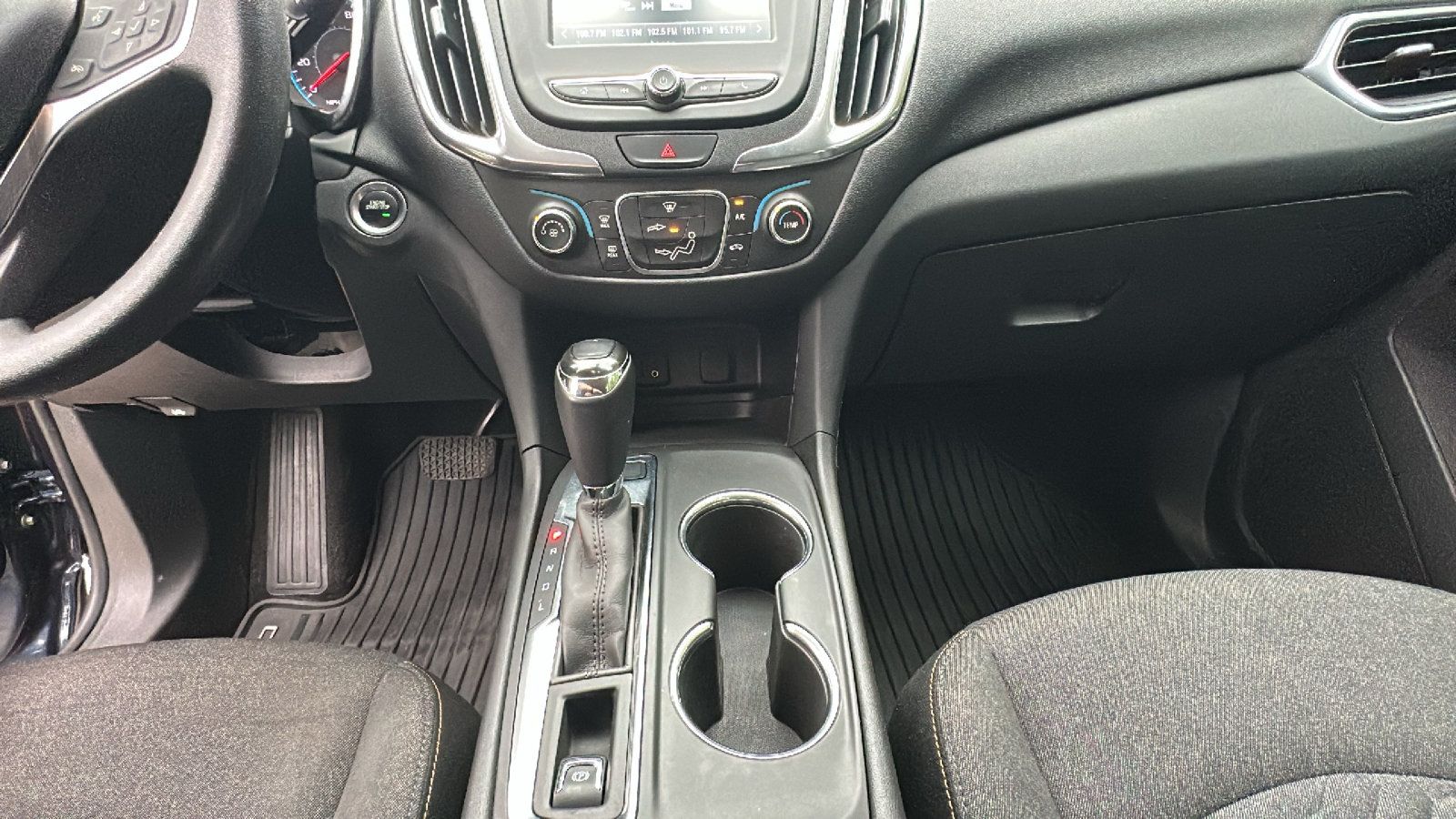 Used 2018 Chevrolet Equinox LT AWD/4WD image 21