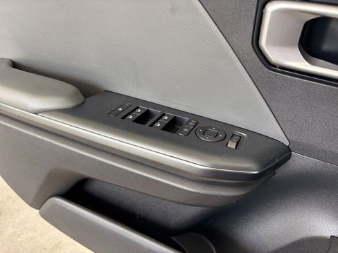 Used 2025 Kia K4 FWD image 18