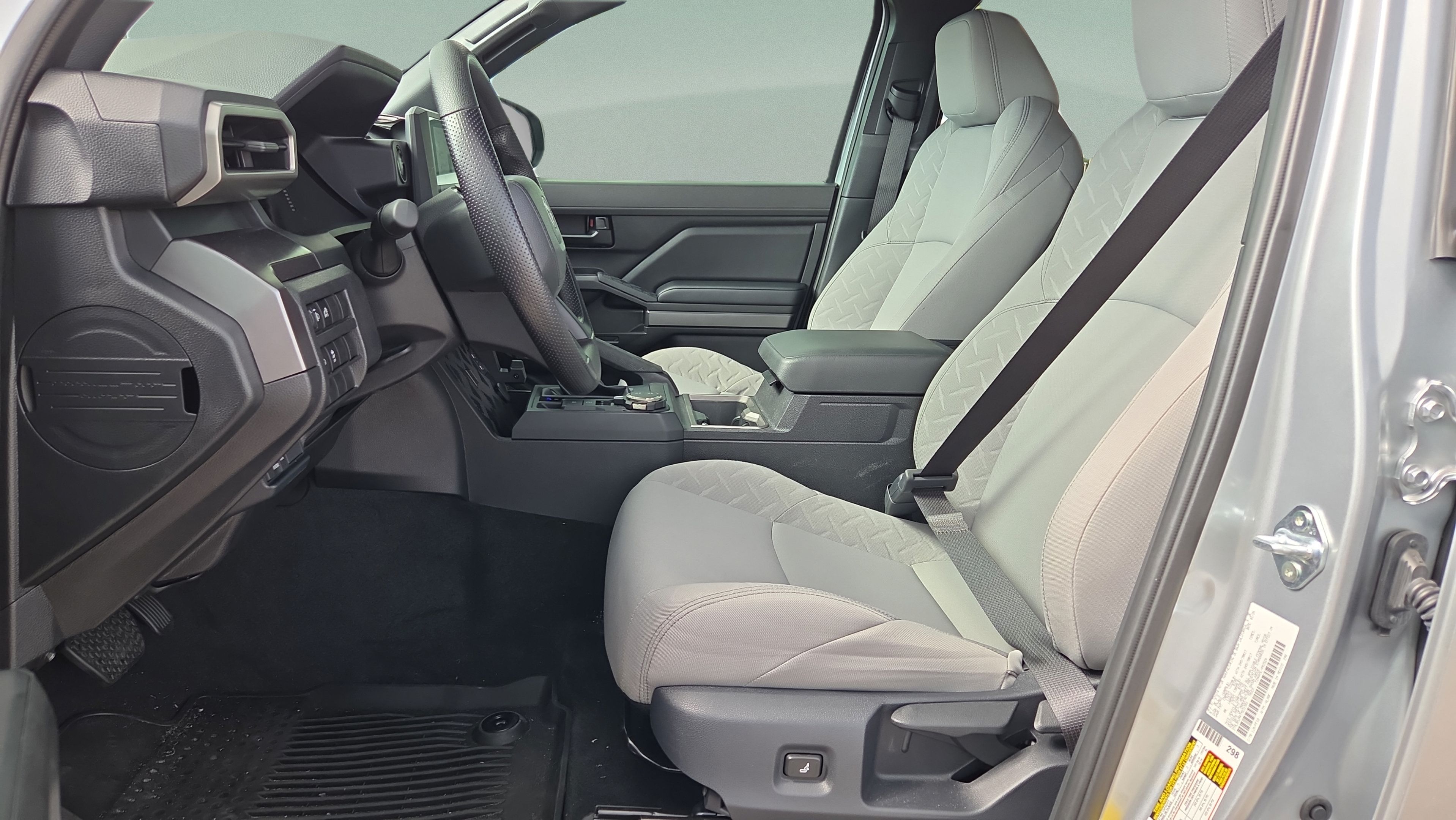 Certified 2026 Toyota Tacoma SR5 AWD/4WD image 12