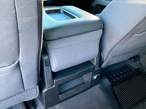 Used 2018 Chevrolet Silverado 1500 LT w/ All Star Edition image 29