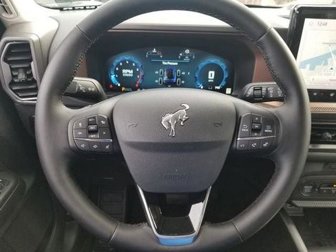 New 2025 Ford Bronco Sport Outer Banks w/ Outer Banks Tech Package+ AWD/4WD image 24