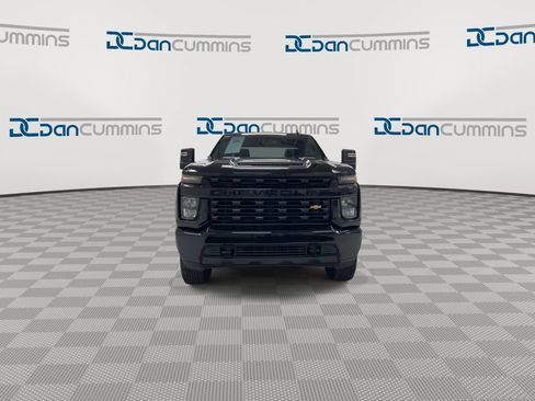 Used 2022 Chevrolet Silverado 2500 Custom w/ Custom Value Package AWD/4WD image 3