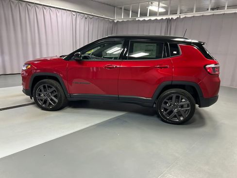 New 2026 Jeep Compass Limited image 4