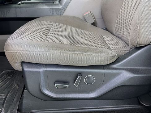 Used 2018 Ford F150 XLT w/ Equipment Group 302A Luxury image 21