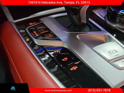 Used 2021 BMW 750i xDrive w/ Executive Package AWD/4WD image 23