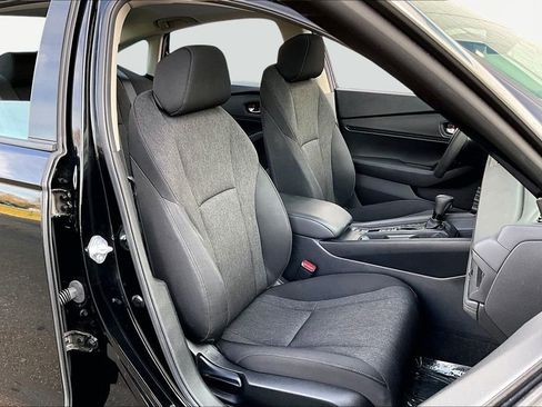 Used 2024 Honda Accord EX image 22