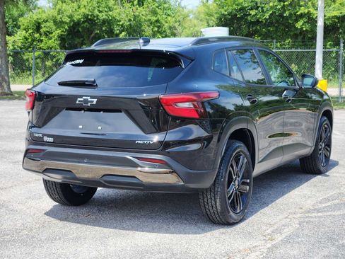 Certified 2025 Chevrolet Trax ACTIV w/ Driver Confidence Package FWD image 7