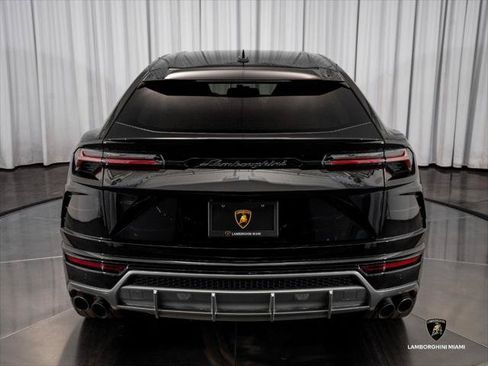 Used 2019 Lamborghini Urus AWD/4WD image 11