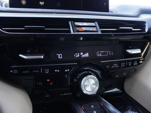 Used 2023 Acura MDX SH-AWD w/ Technology Package image 56