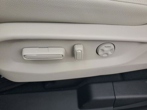 New 2026 Honda Odyssey EX-L image 12