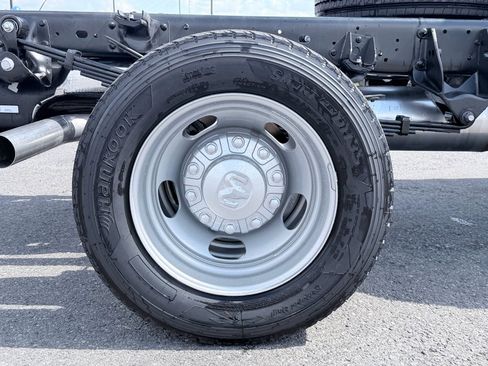 New 2026 RAM 4500 Tradesman AWD/4WD image 29