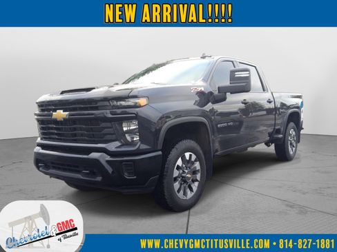 Used 2024 Chevrolet Silverado 2500 Custom w/ Custom Value Package image 1
