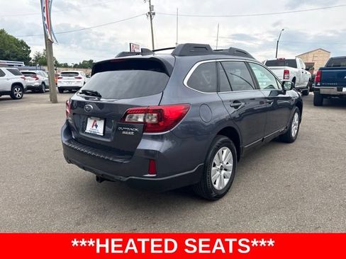 Used 2017 Subaru Outback 2.5i Premium AWD/4WD image 3