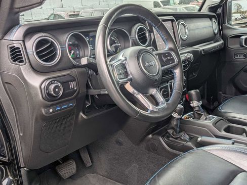 Certified 2023 Jeep Wrangler Unlimited Rubicon 4xe w/ Cold Weather Group AWD/4WD image 12