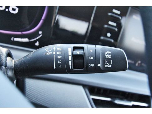Used 2024 Kia Seltos LX AWD/4WD image 21